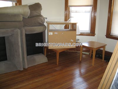 Brighton 4 Beds 2 Baths Boston - $3,700 No Fee