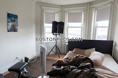 Fenway/kenmore 1 Bed 1 Bath Boston - $2,775 50% Fee