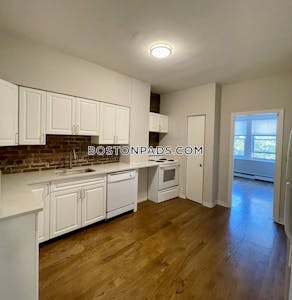 Brookline Apartment for rent 3 Bedrooms 1 Bath  Cleveland Circle - $4,750