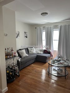 Somerville Apartment for rent 2 Bedrooms 1 Bath  Tufts - $3,200